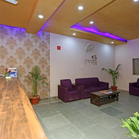 Hotel Avalon New Delhi Bagian luar foto