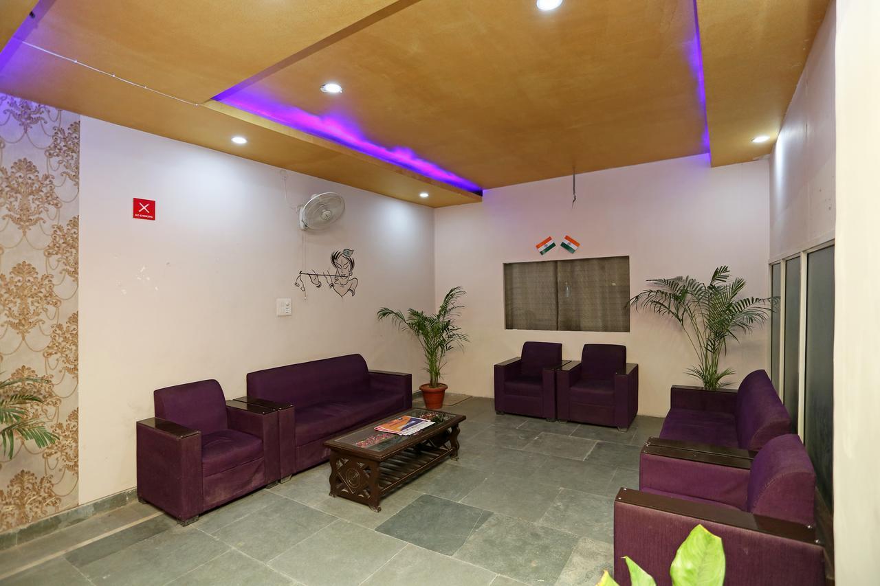 Hotel Avalon New Delhi Bagian luar foto